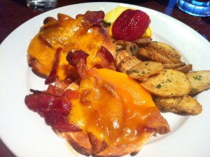 Breakfast at Eggspectation